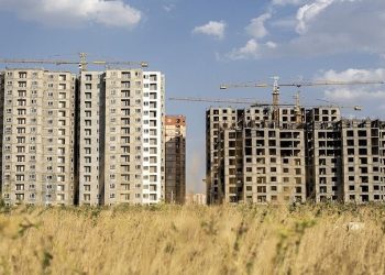 ساخت ۴میلیون واحد مسکونی در تمامی دولت ها الزامی است