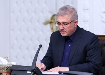 خبر خوش رئیس سازمان برنامه و بودجه درباره همسان سازی حقوق بازنشستگان