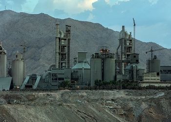 سیمان در صدر معاملات بورس کالا